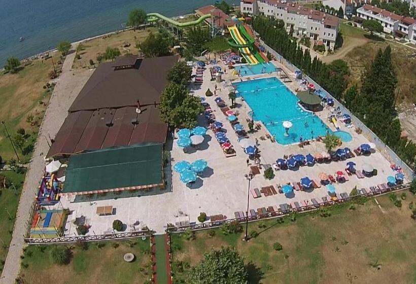 בית מלון כפרי Mertur