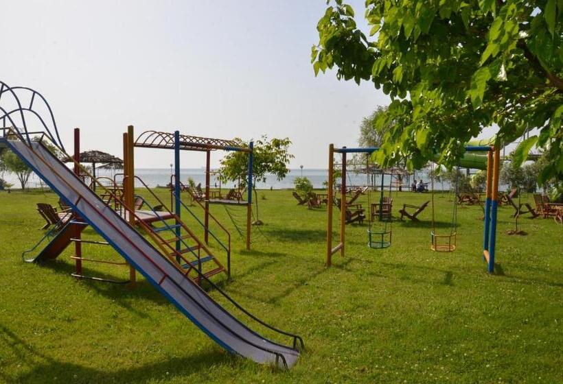 בית מלון כפרי Mertur