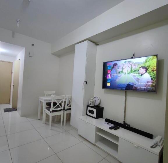 هتل Mvm Staycation, Tagaytay