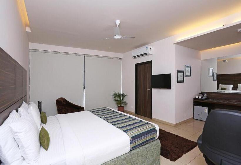 בית מלון כפרי Oyo 7386 The Oasis