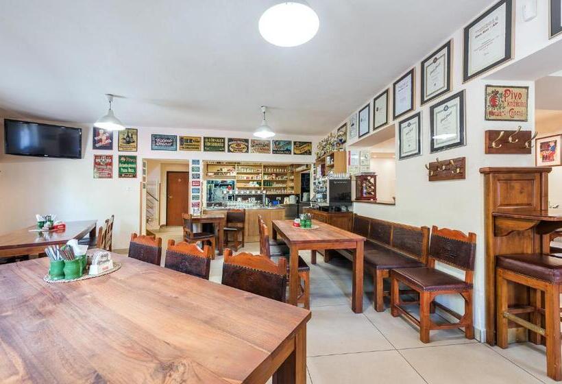 Отель Pivovar Kácov