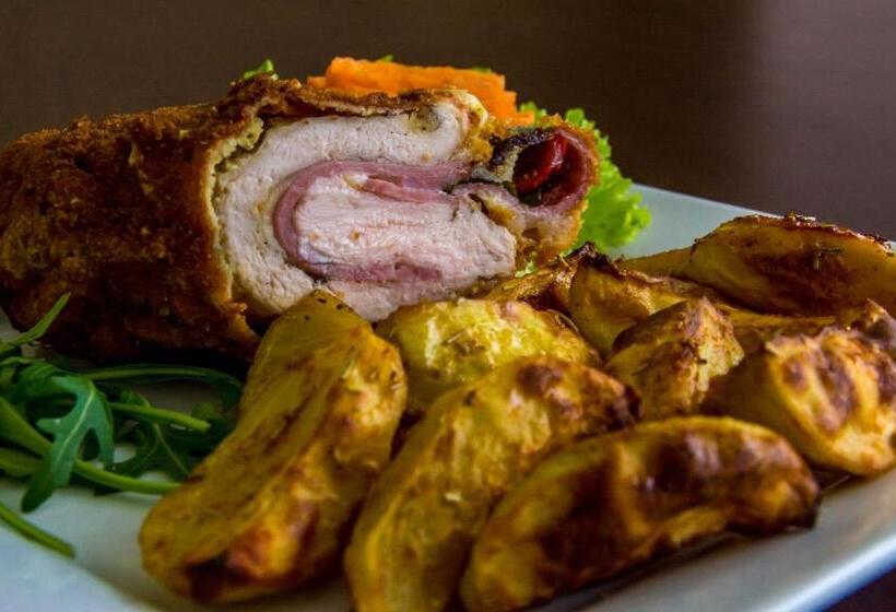 בית מלון כפרי Riga