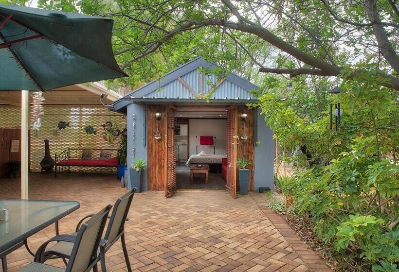 هتل Rivershack Pet Friendly