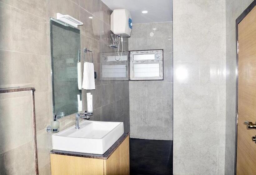 فندق Royal Palace