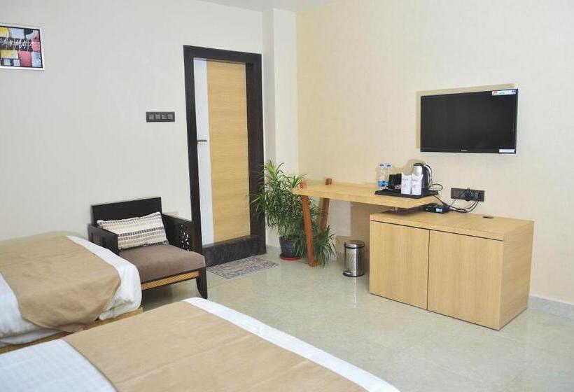 فندق Royal Palace