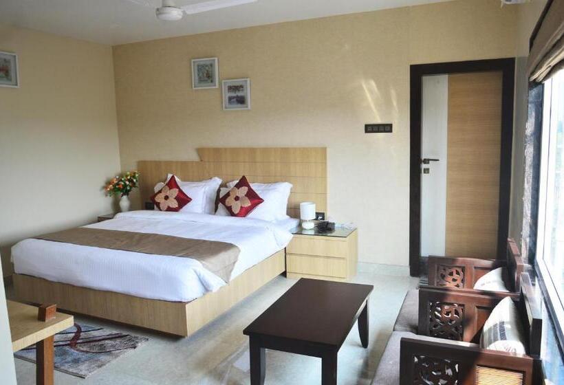 فندق Royal Palace