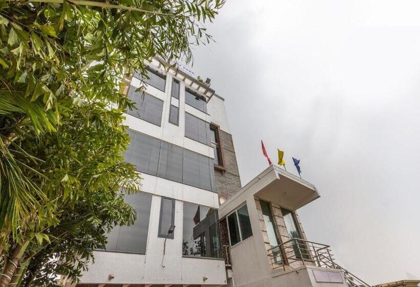 בית מלון כפרי Sandalleaf Park