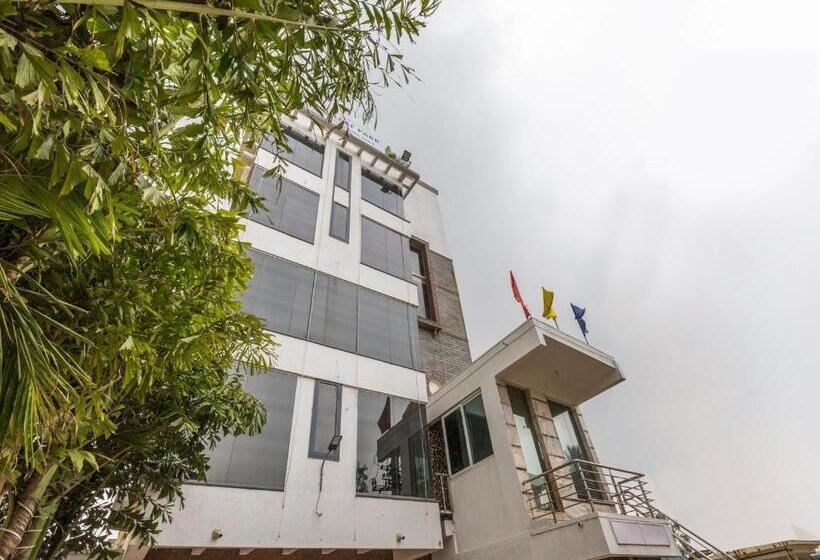 בית מלון כפרי Sandalleaf Park