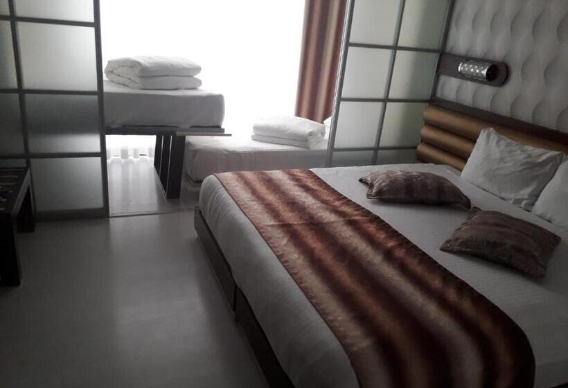 ホテル Sarot Termal Park Resort & Spa   Halal