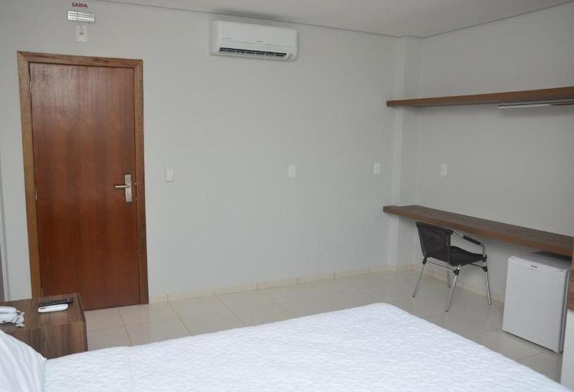 Отель Tapajos Palace