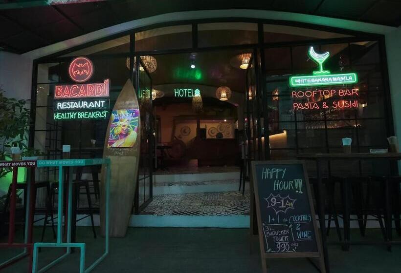 هتل White Banana Manila   New