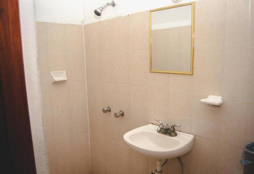 فندق Y Restaurante El Texano