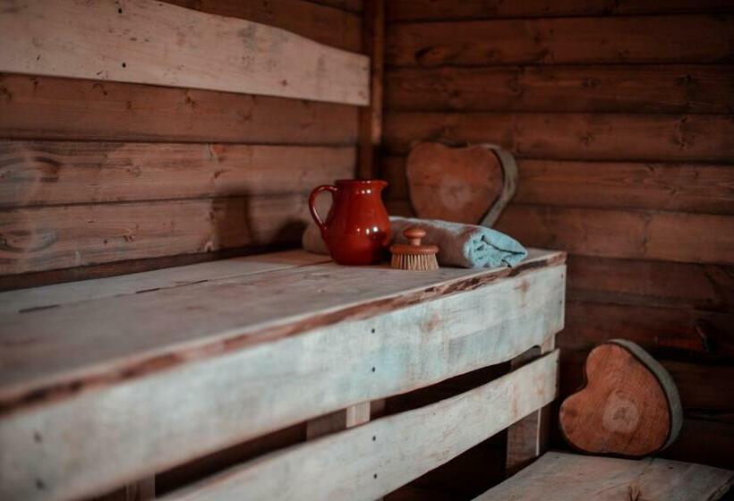 فندق Zielna Farma