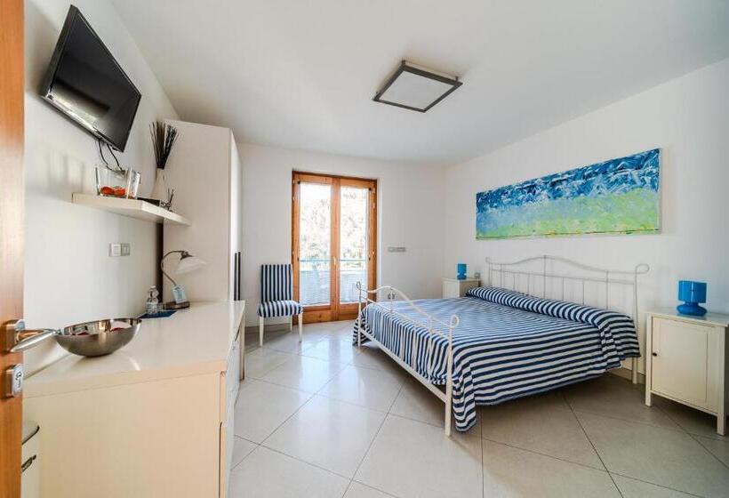 Lo Scalo Bed And Breakfast Marina Di Novaglie
