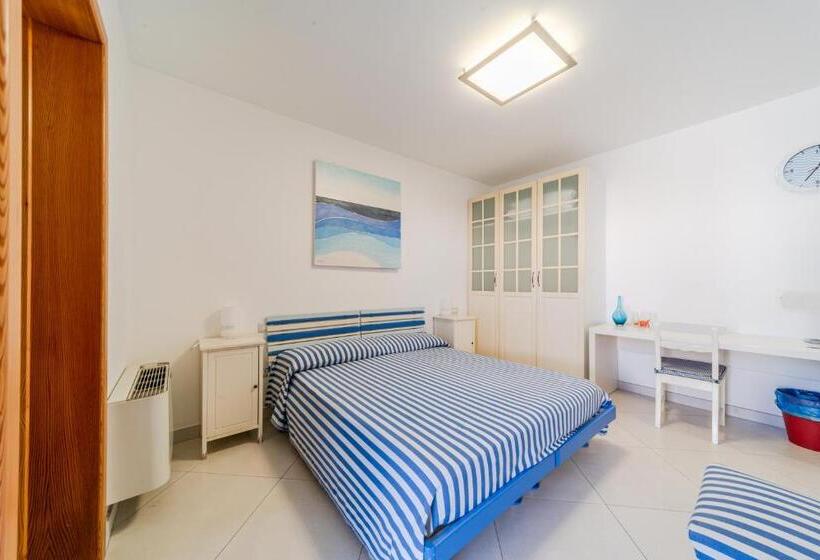 Lo Scalo Bed And Breakfast Marina Di Novaglie