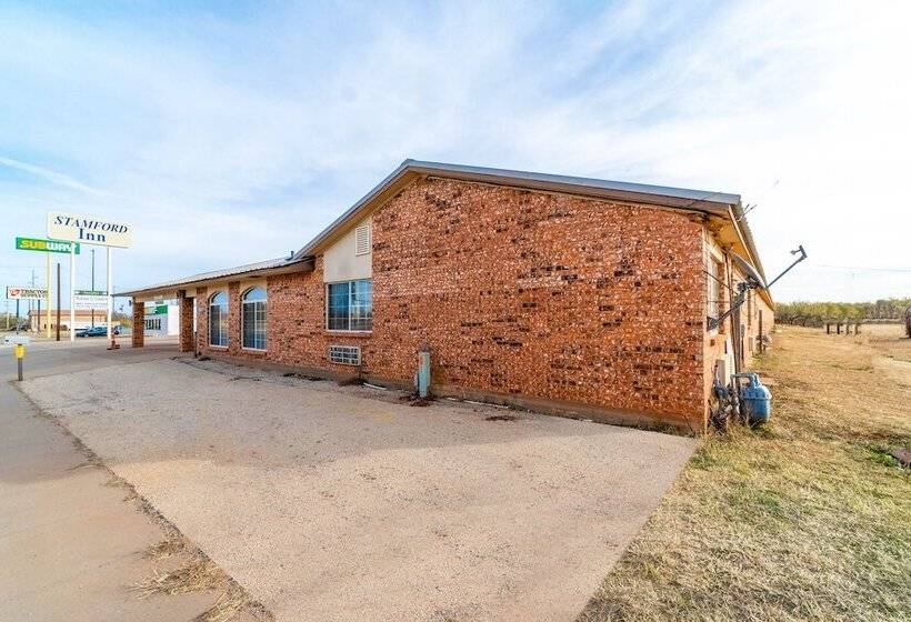 汽车旅馆  Stamford Inn