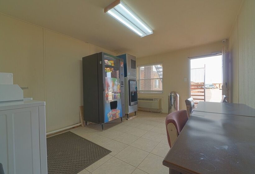 汽车旅馆  Stamford Inn