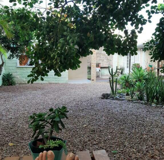 פנסיון Acomodação Recanto Das Flores Stúdio Com Quarto Conjugado