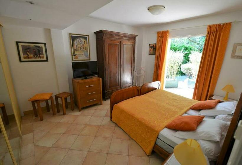 פנסיון Au Vallon Rouge