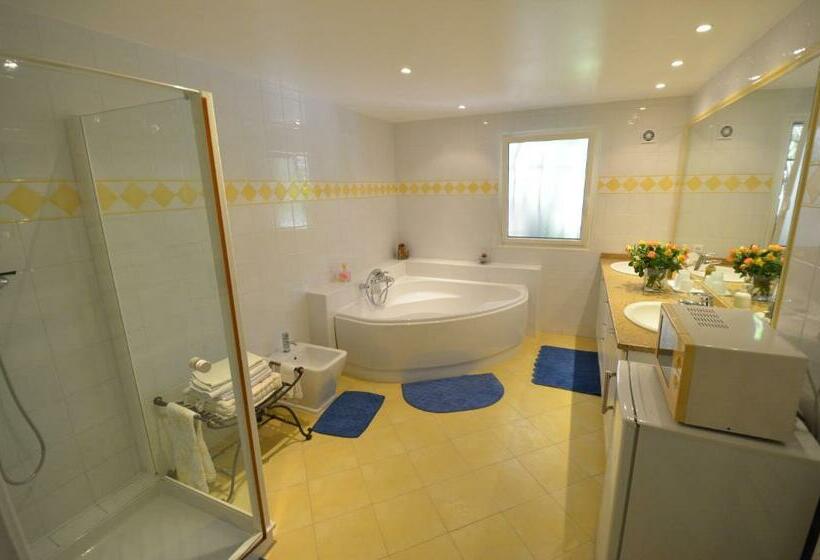 פנסיון Au Vallon Rouge