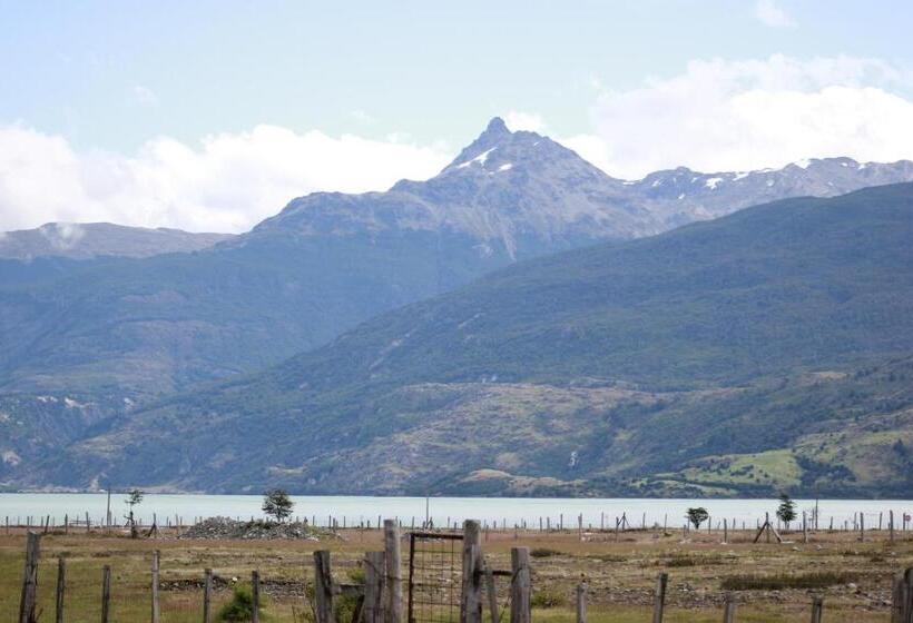 ペンション Cabañas Kela