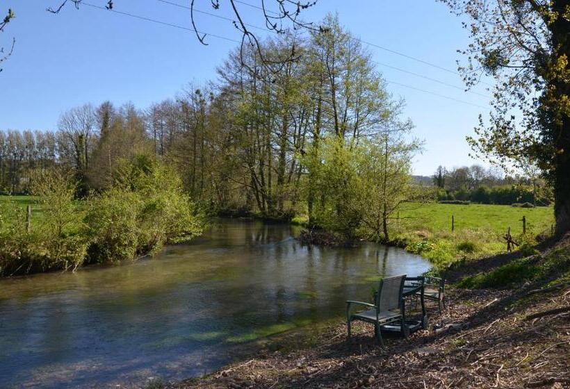 펜션 Le Domaine Des Terres Du Thil