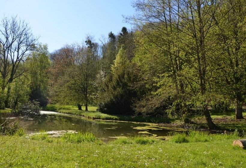 بنسيون Le Domaine Des Terres Du Thil