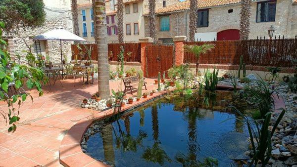 ペンション El Castell Embruixat