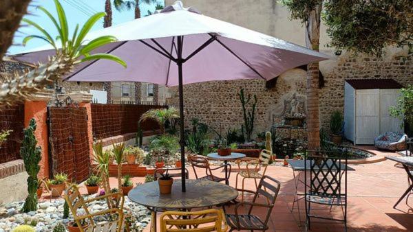 ペンション El Castell Embruixat