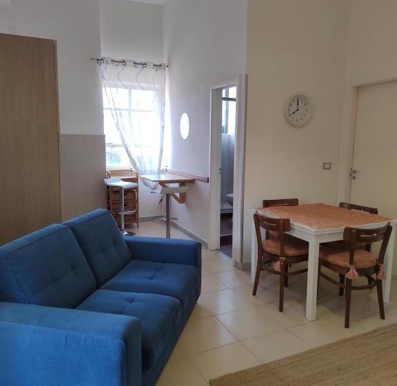 膳宿费 G&g Holidays