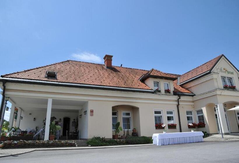 پانسیون Gostišče   Guest House Stari Hrast