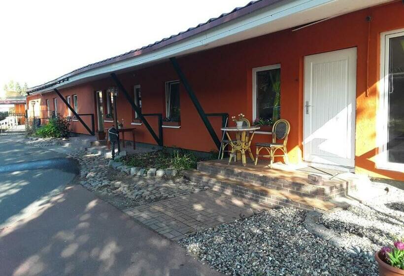 פנסיון To Freden Sien