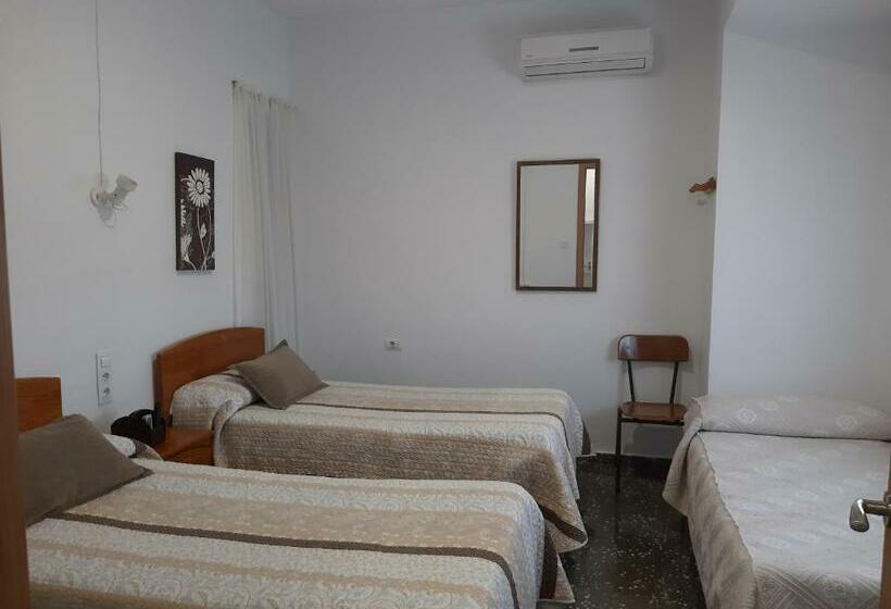 Пансион Pensíon Lucia