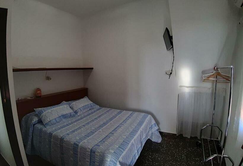 Пансион Pensíon Lucia