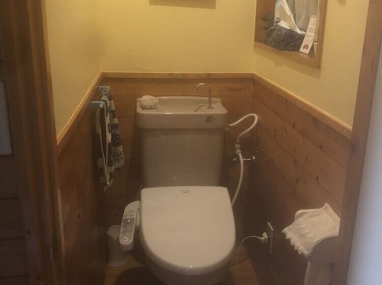 Пансион 民宿とまとハウスtomato House