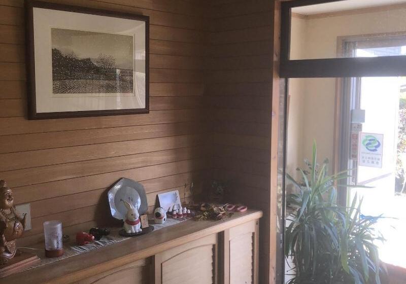 Пансион 民宿とまとハウスtomato House