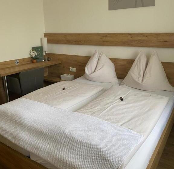 Pension Kinzl Mit E Ladestation