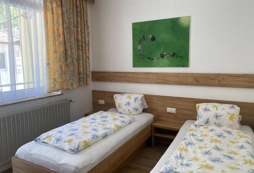 Pension Kinzl Mit E Ladestation