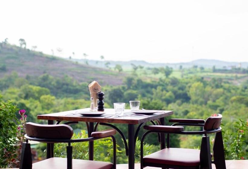 אתר נופש Monte Vista Chalet Khaoyai