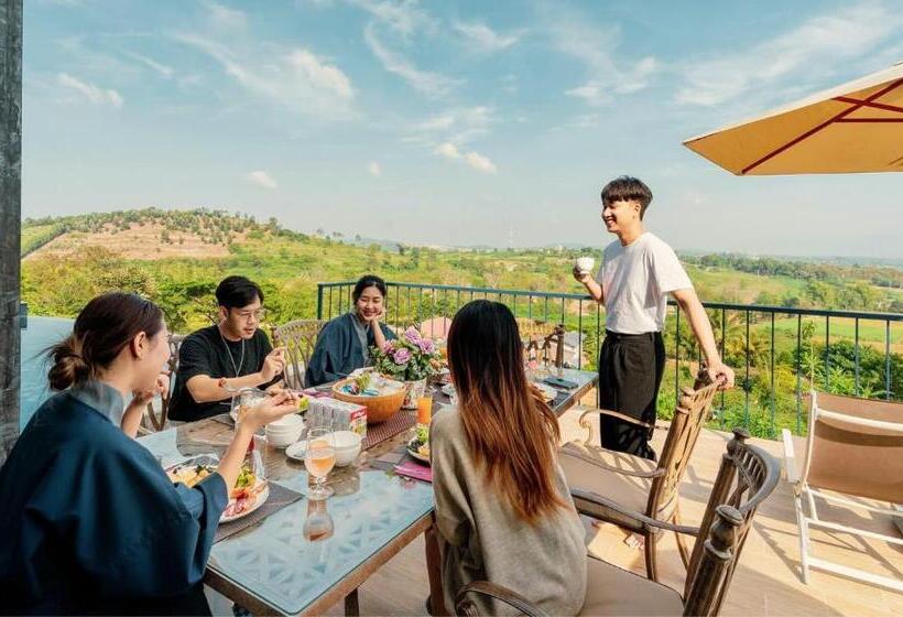 אתר נופש Monte Vista Chalet Khaoyai