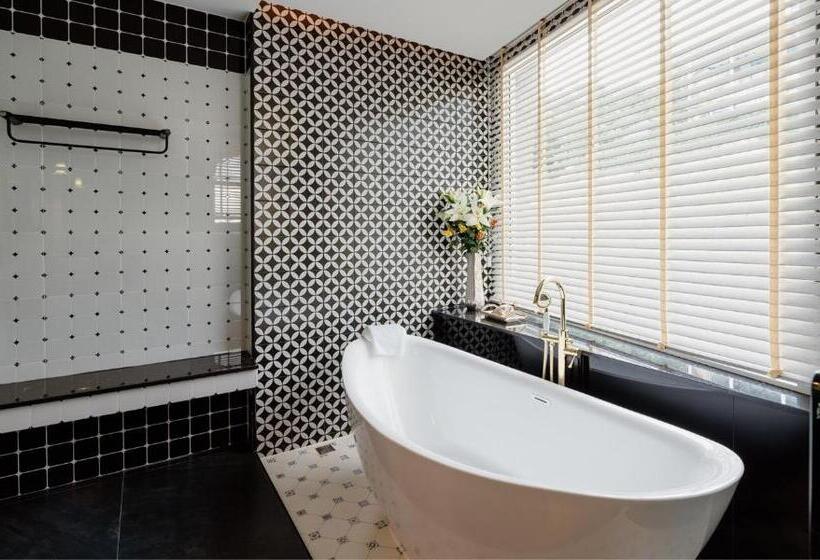 אתר נופש Monte Vista Chalet Khaoyai