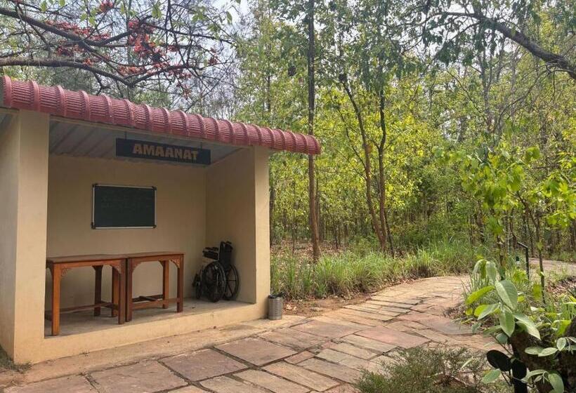 אתר נופש Tathastu Kanha