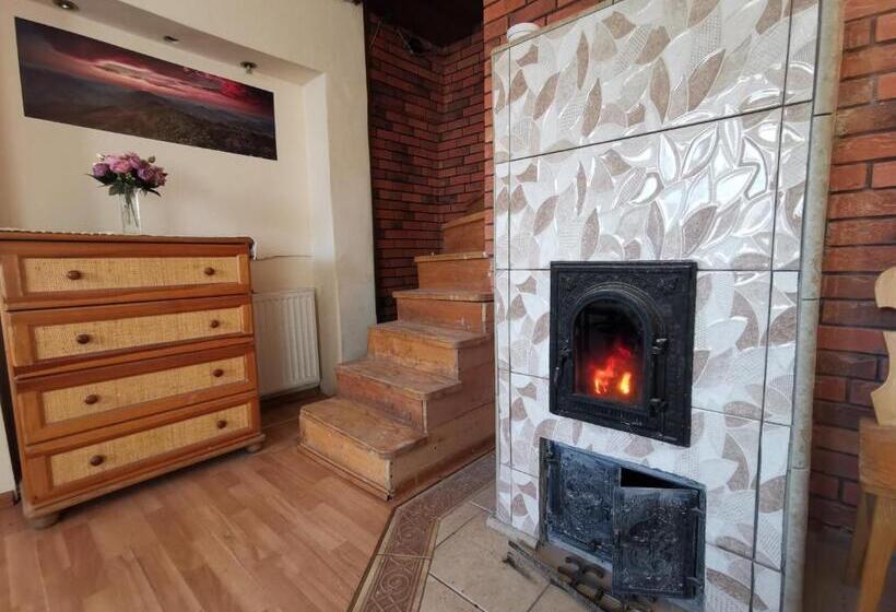 Schronisko Młodzieżowe W Jabłonkach