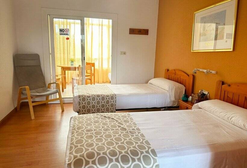 Apartamentos Sol Y Luna 3000