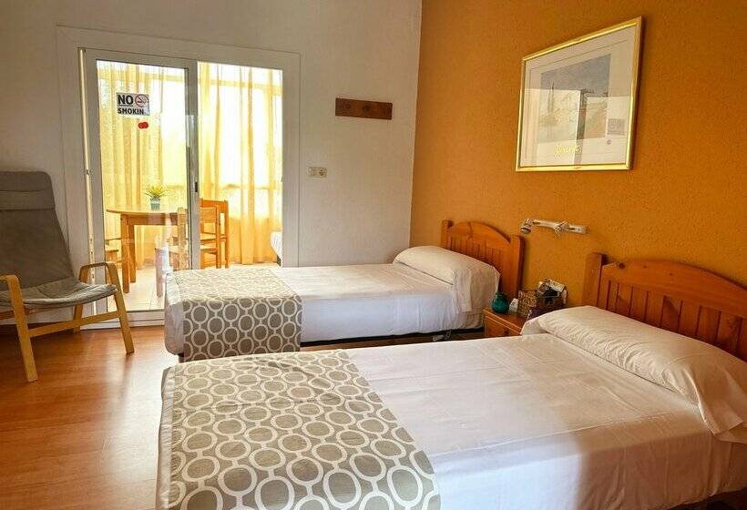 Apartamentos Sol Y Luna 3000