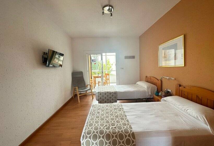 Apartamentos Sol Y Luna 3000