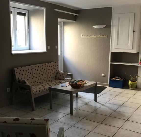 צימר Chambres D Hôtes Pom Paille