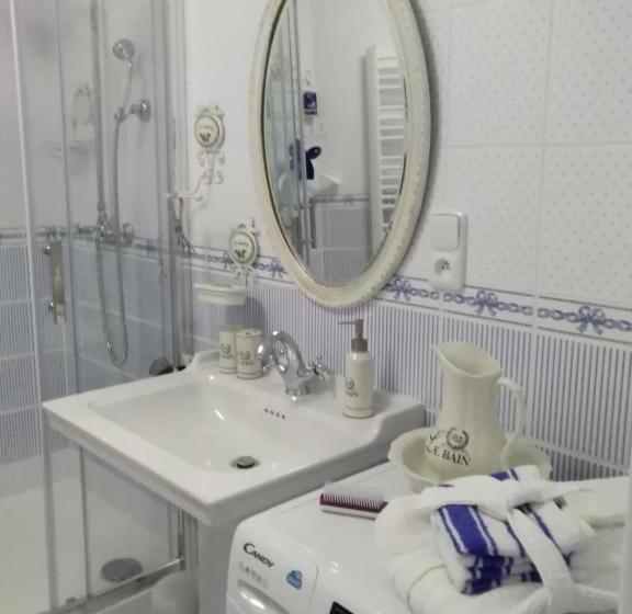 Bed and Breakfast Lomnice Nad Popelkou