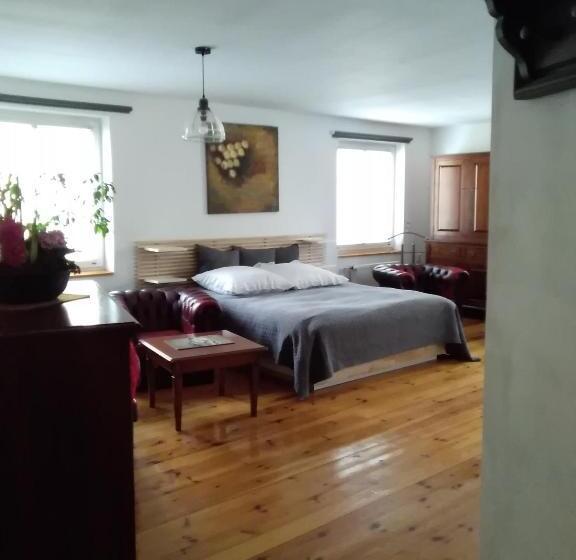 Bed and Breakfast Lomnice Nad Popelkou