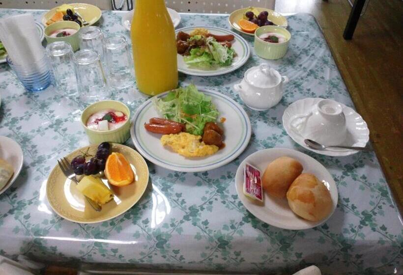 تختخواب و صبحانه Resort Inn Sakanoshita